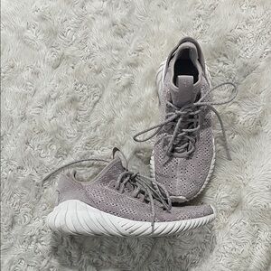 adidas Kids Light Purple  Sneakers Girls Size 4 Y